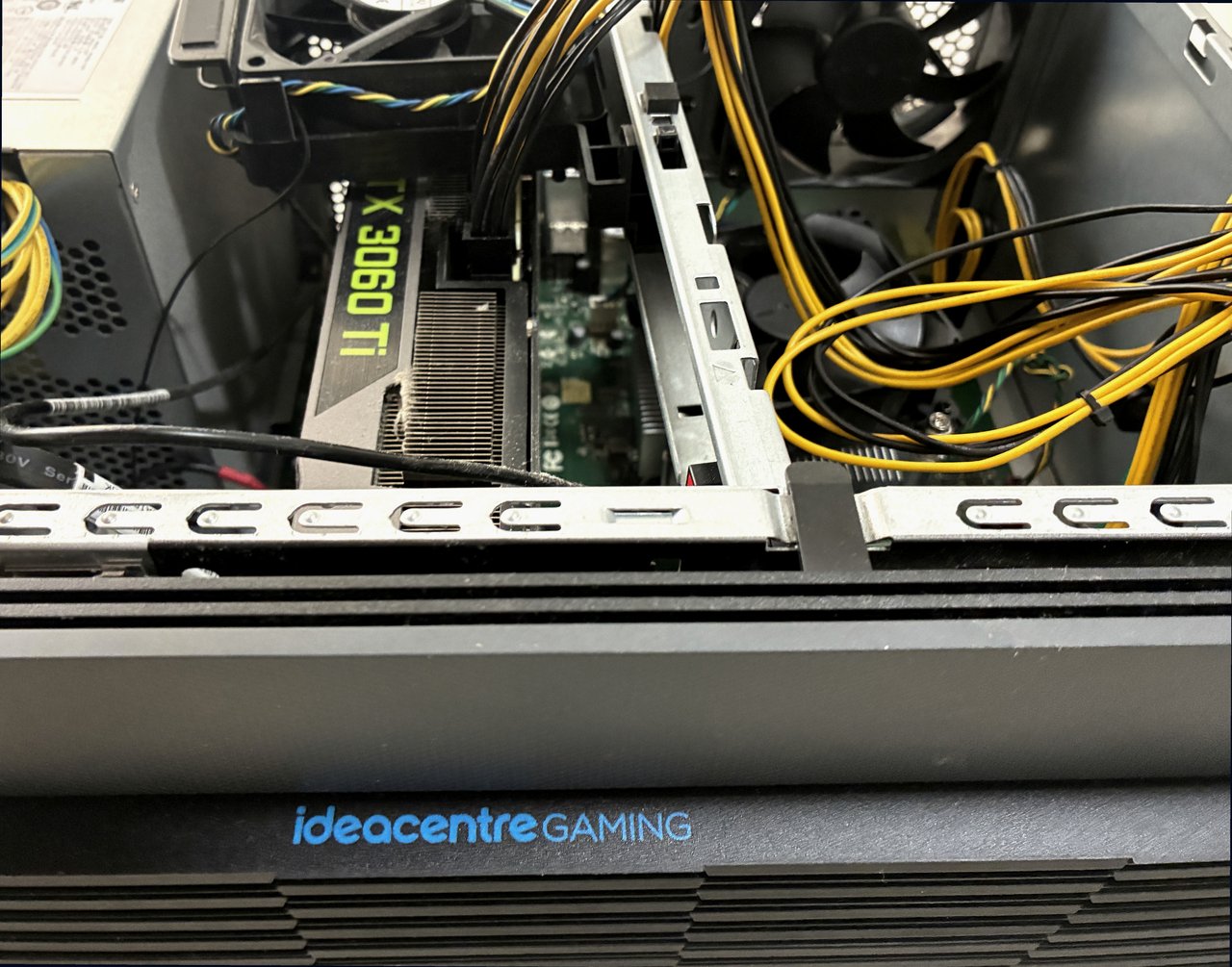 Lenovo IdeaCentre Gaming 5: sostituzione alimentatore originale in laboratorio a Monza