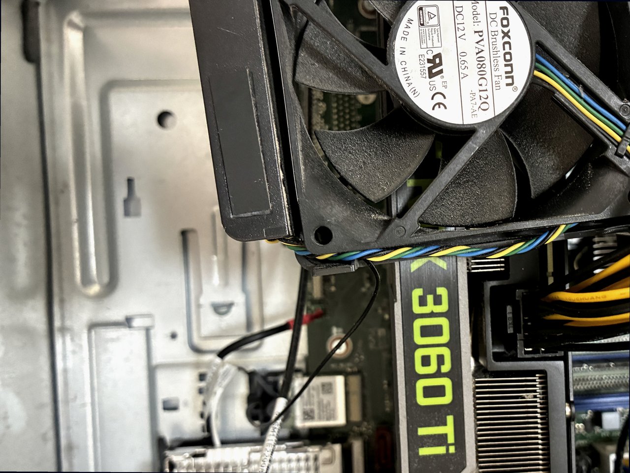 Dettaglio RTX 3060 Ti nel desktop Lenovo riparato a Monza